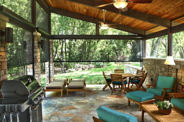 Outdoor Roller Shades Fort Thomas KY | Deck UV Protection & Privacy
